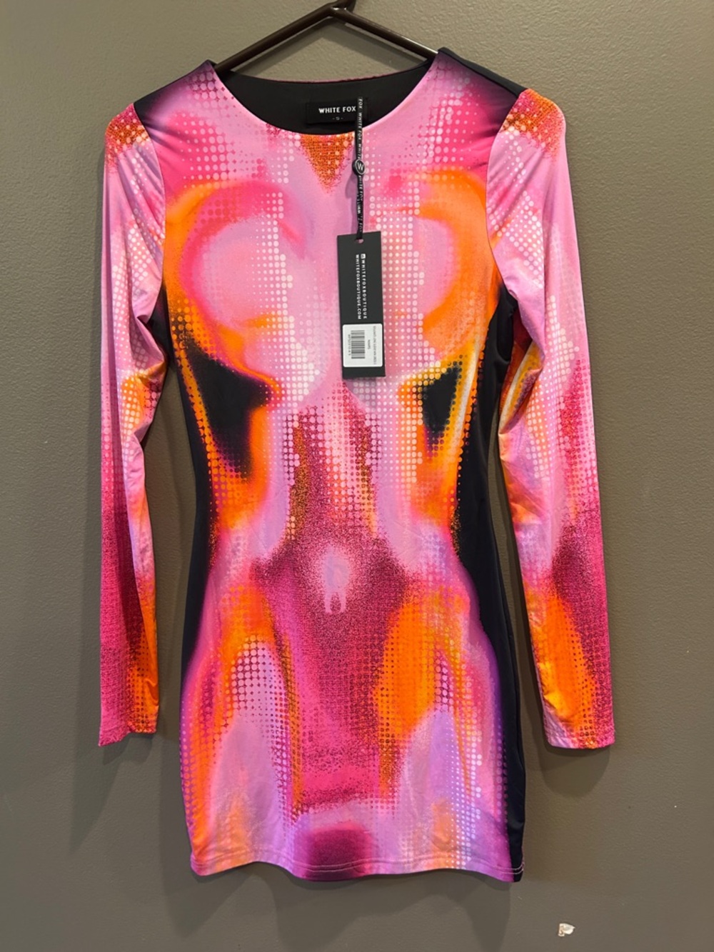 White Fox Soulmate Long Sleeve Mini Dress Mars pink orange black Small NWT
